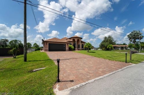 3921 32nd St, Lehigh Acres, FL