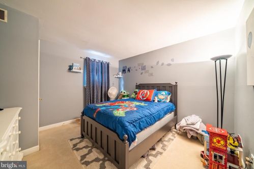 401 Santillo Way, Downingtown PA  19335-3132 exterior