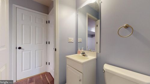 8459 Carmela Cir, Springfield VA  22153-4017 exterior