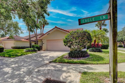 2910 Eagle Ln, West Palm Beach, FL 33409-7243