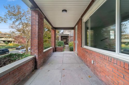 5828 Northumberland St, Pittsburgh, PA 15217-1227