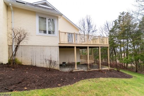 92 Canada Goose Dr, Hackettstown NJ  07840-3135 exterior