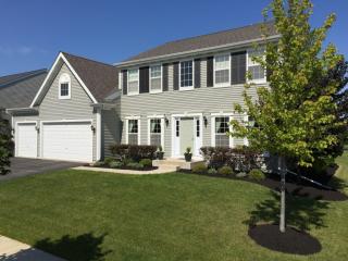9404 66th St, Kenosha, WI 53142-8238