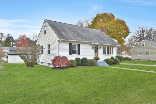 12 Garyann Ter, Stony Point, NY 10980-2404