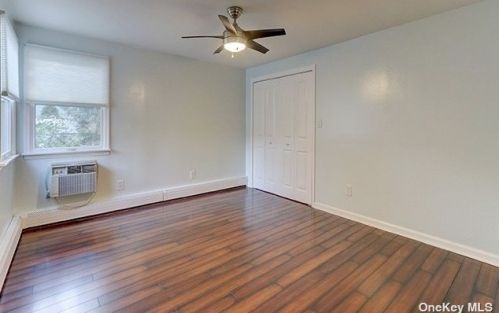 2534 Sawmill Rd, North Bellmore NY  11710-2322 exterior