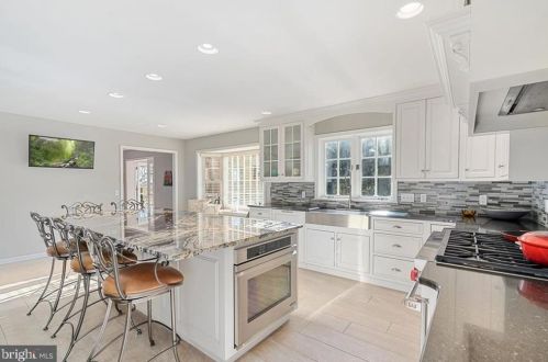 4312 Wyndemere Cir, Schnecksville PA  18078-3529 exterior