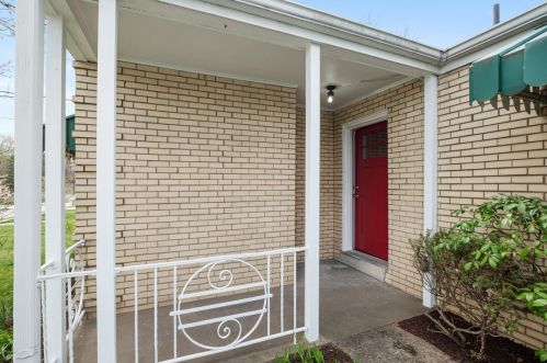 9 Wellington Rd, Pittsburgh, PA 15221-4547