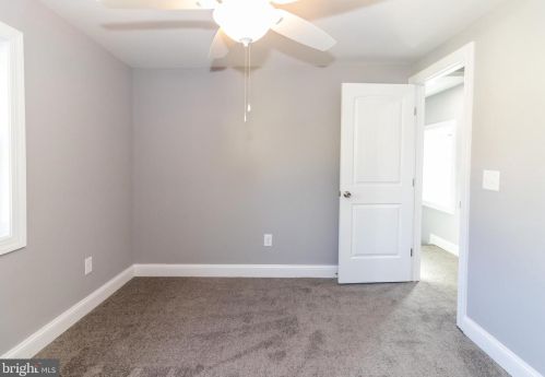 511 4th St, Laurel DE  19956-1506 exterior