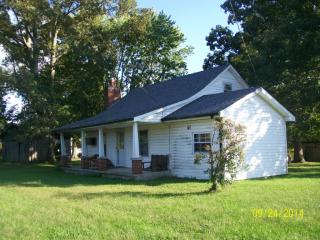 701 Baker Mountain Rd, Spencer, TN 38585-4864