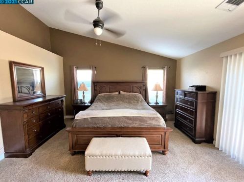 1221 Walnut Meadows Dr, Oakley CA  94561-6000 exterior