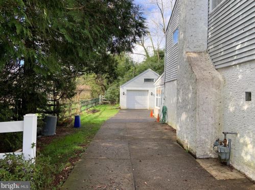 1042 Boyd Ave, Lansdale, PA 19446-4502
