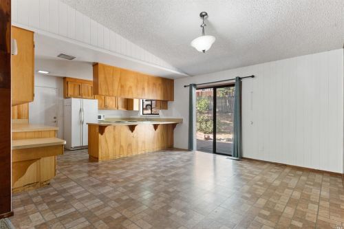 3210 Primrose Dr, Willits CA 95490-8549 exterior