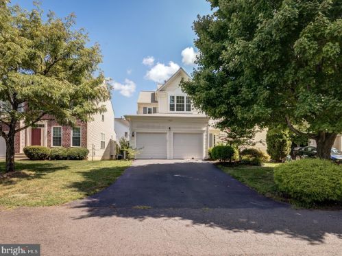 14607 Crown Hollow Ct, Gainesville, VA 20155-3828