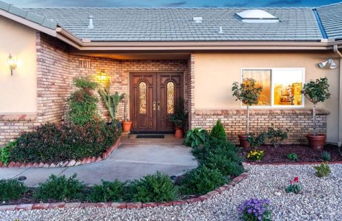 23155 Illahee Dr, Alpine, CA