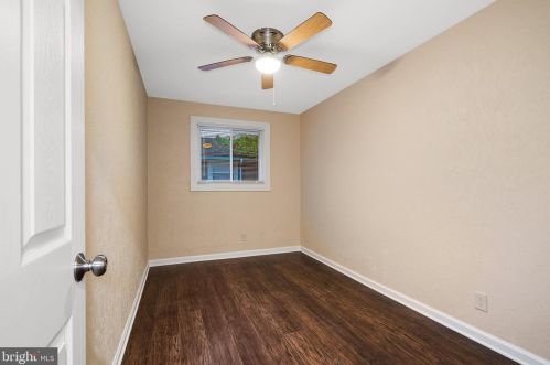 8318 Fairview Rd, Melrose Park PA  19027-2121 exterior