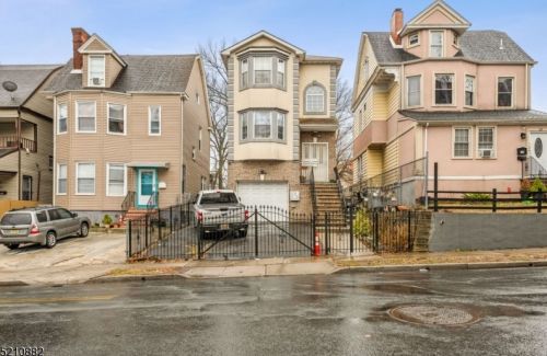 165 William St, East Orange, NJ 07017-4715