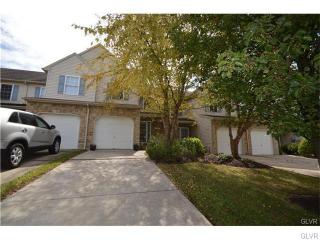 1658 Pinewind Dr, Alburtis PA  18011-2705 exterior