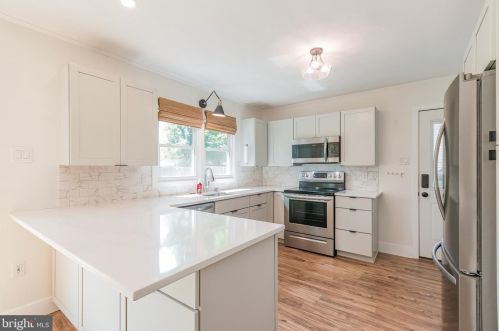 1642 Ox Rd, Edinburg VA  22824-3024 exterior