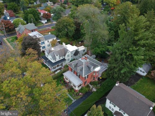 202 Ct St, Gardenville PA  exterior