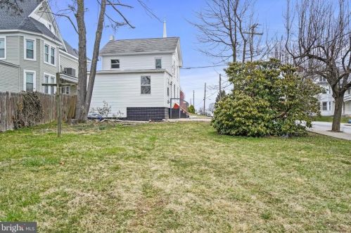 104 High St, Red Lion PA  17356-1606 exterior