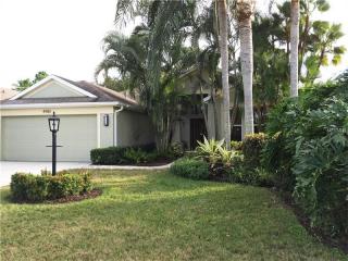 4980 Creekside Trl, Sarasota FL  34243-3893 exterior