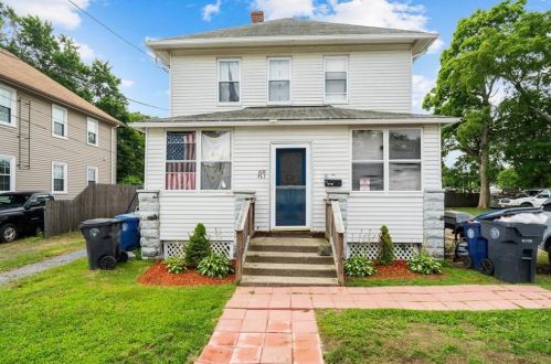 68 Harvard Ave, Warwick, RI 02889-2116
