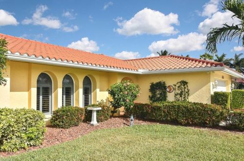 3618 17th Pl, Cape Coral, FL 33904-5005