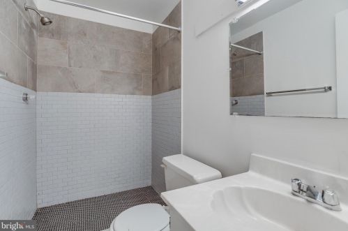 3029 Seminole Rd, Woodbridge VA  22192-1840 exterior