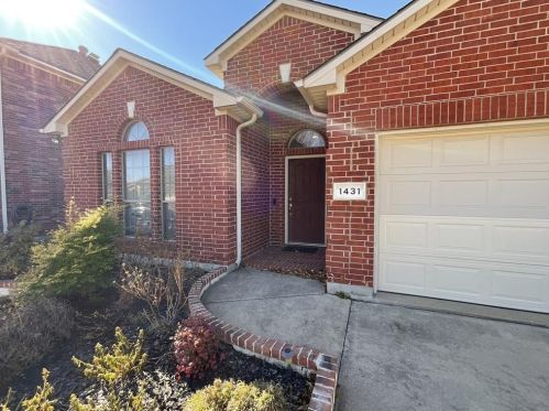 1431 Furlong Ct, Irving TX  75060-4879 exterior
