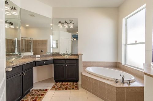 4823 Sky Blue Dr, Lutz FL  33558-8055 exterior