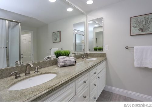 80 Montego Ct, San Diego CA 92118-3253 exterior