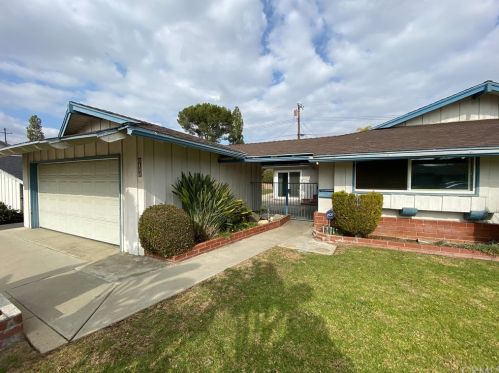 1315 Southridge Dr, Brea, CA 92821-1951