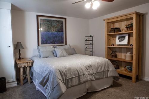 3279 Pearl St, Englewood CO 80113-2713 exterior