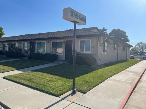 9932 Cedar St, Bellflower, CA 90706-6910