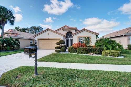 12185 Castle Pines Rd, Boynton Beach, FL 33437-6016