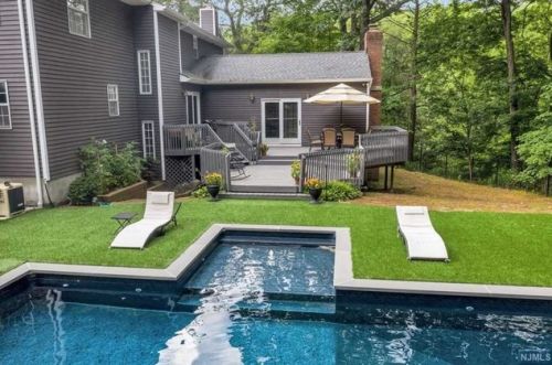 32 Brandywine Pl, Oakland NJ  07436-2321 exterior