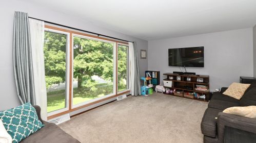 1935 Highland Ave, Waukesha, WI 53186-2525