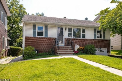 513 Lexington Ave, Cranford, NJ 07016-2731