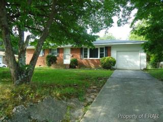 3231 Rogers Dr, Fayetteville NC  28303-3962 exterior