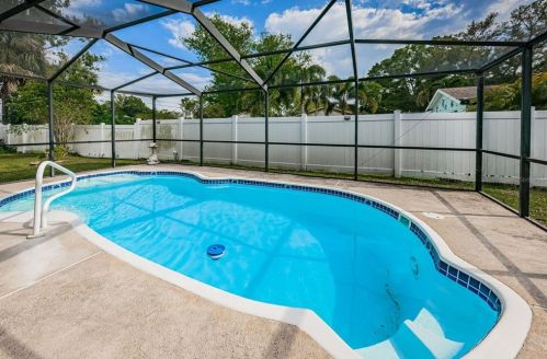 5604 102nd Ave, Pinellas Park FL  33782-3306 exterior