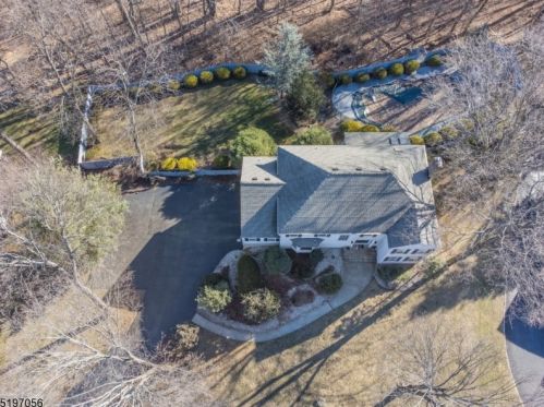 9 Memory Ln, Dover NJ  07869-4205 exterior