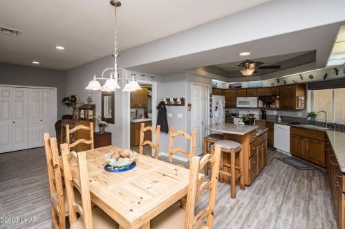 303 Pacific Dr, Lake Havasu City AZ  86406-4463 exterior