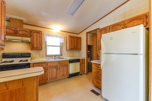 801 7th Ave, Little Falls, MN 56345-2350