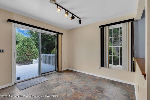 117 Frank Applegate Rd, Jackson Twp NJ  08527-2454 exterior