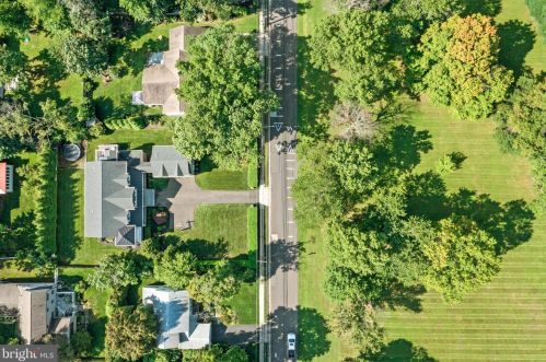 500 Court St, Gardenville PA  18901-4422 exterior