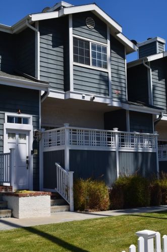 100 Catalina Ave, Redondo Beach CA  90277-3327 exterior