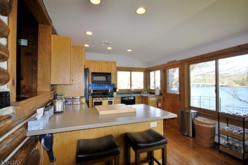 254 Shore Trl, Sparta NJ  07871-2038 exterior