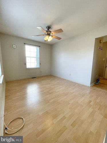 1222 Oxford Cir, Lansdale PA 19446-6652 exterior