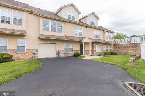 17 Patterson Ave, Norristown, PA 19401-6514