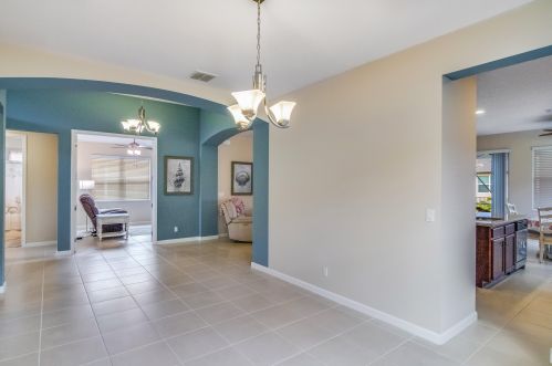 11964 Crestwood Cir, Port Saint Lucie FL  34987-2738 exterior